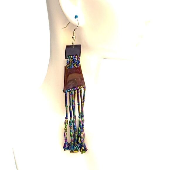 Vintage artisan faux tortoise and glass peacock bead shoulder duster earrings - Picture 1 of 6